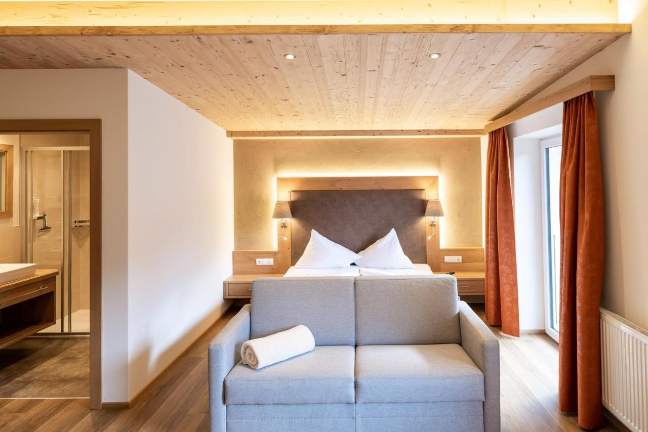 Hotel Tiroler Herz Hinterhornbach エクステリア 写真