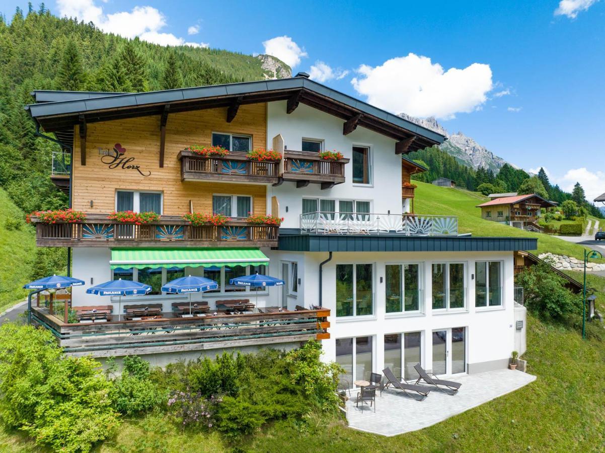 Hotel Tiroler Herz Hinterhornbach エクステリア 写真