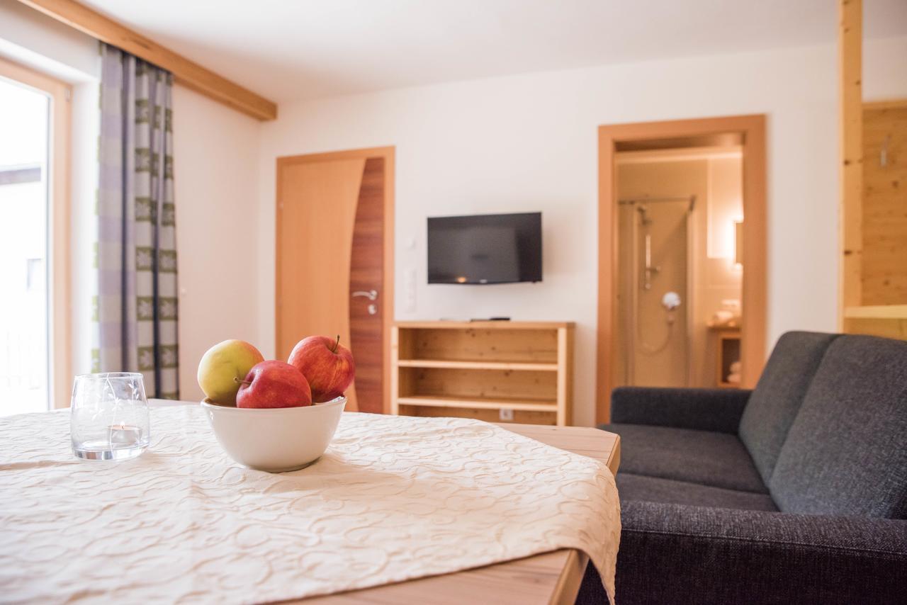 Hotel Tiroler Herz Hinterhornbach エクステリア 写真